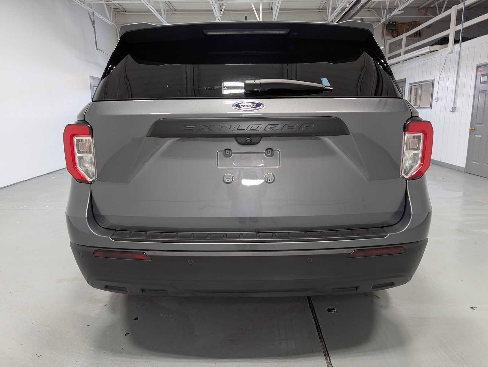 Certified 2023 Ford Explorer XLT image 9