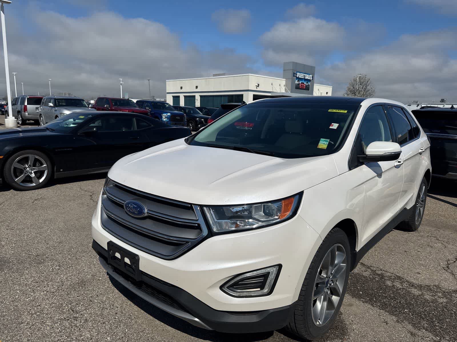 Used 2016 Ford Edge Titanium w/ Equipment Group 301A image 2