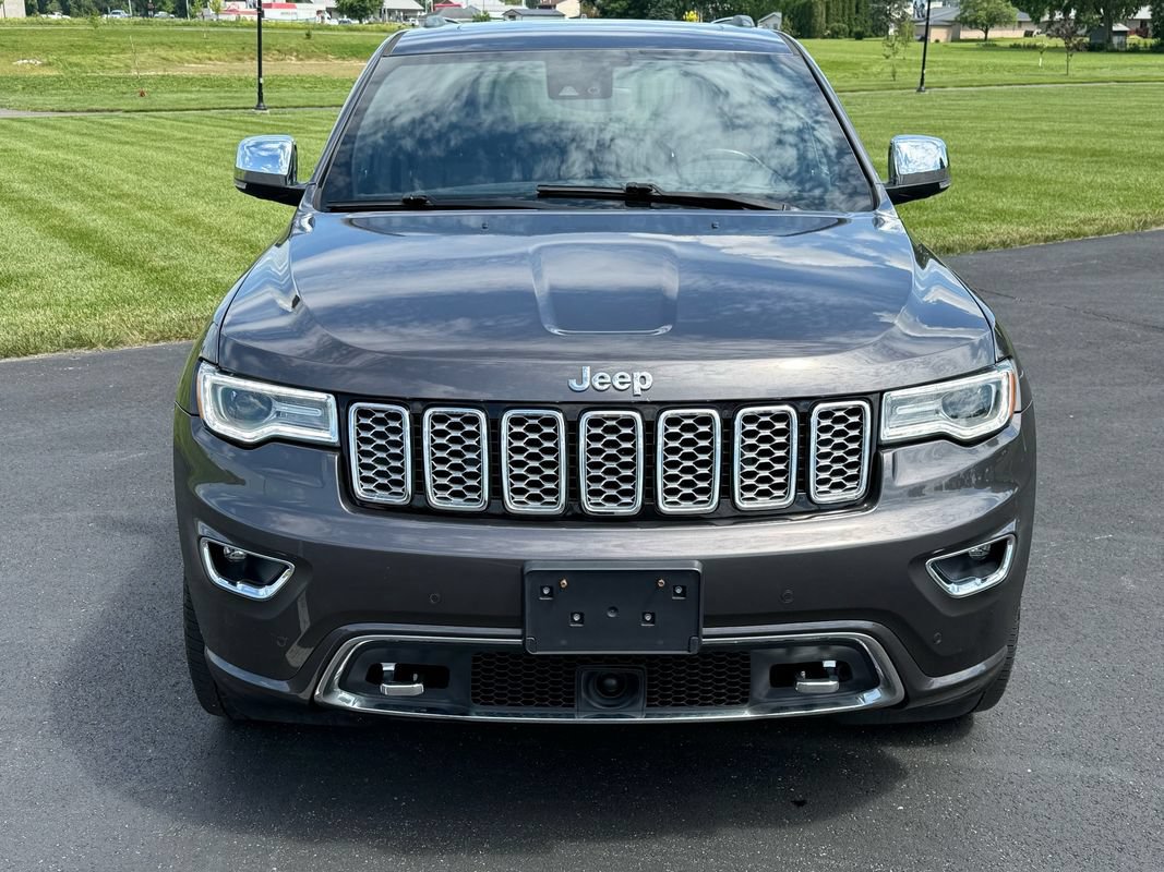 Used 2018 Jeep Grand Cherokee Overland AWD/4WD image 2