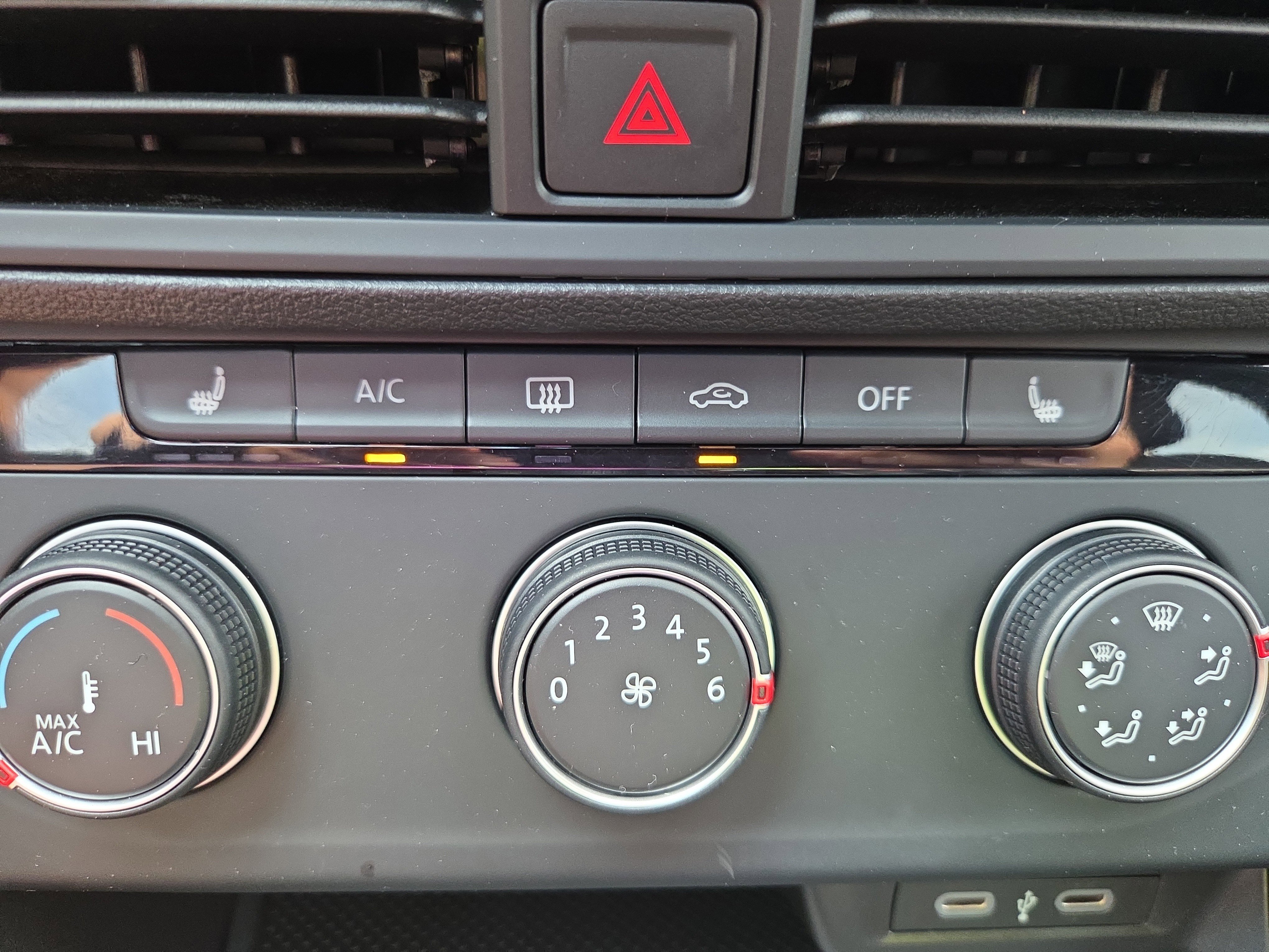 Used 2024 Volkswagen Jetta Sport FWD image 16