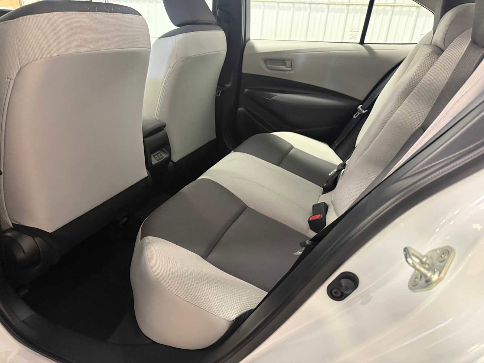 Certified 2024 Toyota Corolla LE FWD image 22