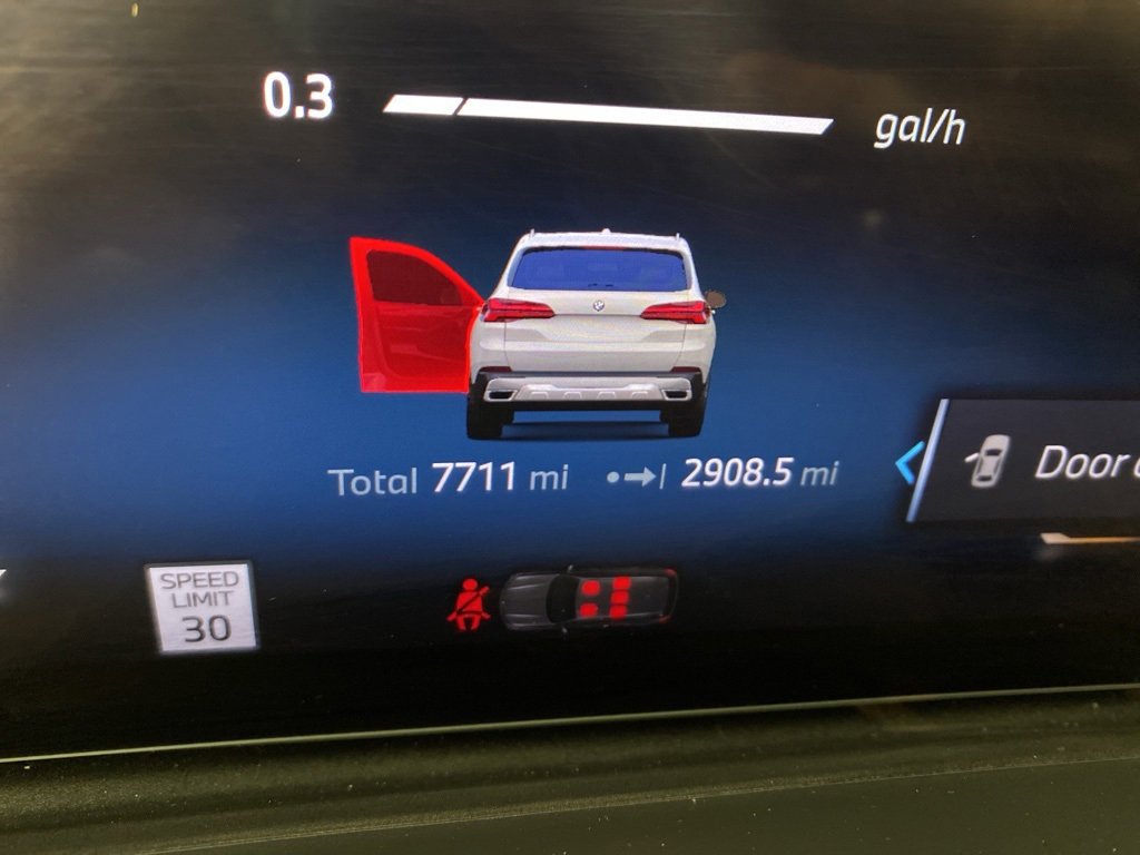 Used 2026 BMW X5 xDrive40i w/ Climate Comfort Package image 18