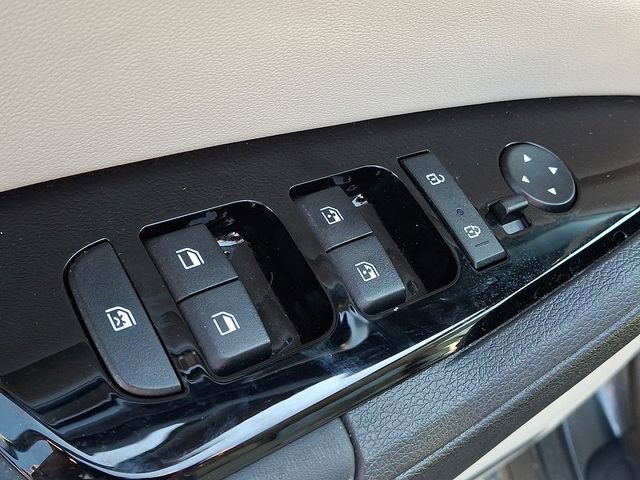 Used 2025 Kia Sportage EX image 26