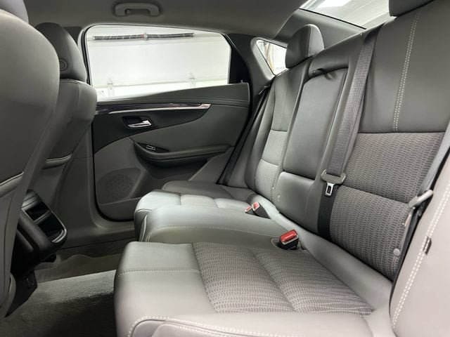 Certified 2019 Chevrolet Impala LS FWD image 23