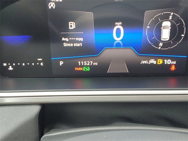 Certified 2025 Volkswagen Taos SE image 27