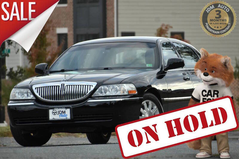 Used 2011 Lincoln Town Car Signature Limited