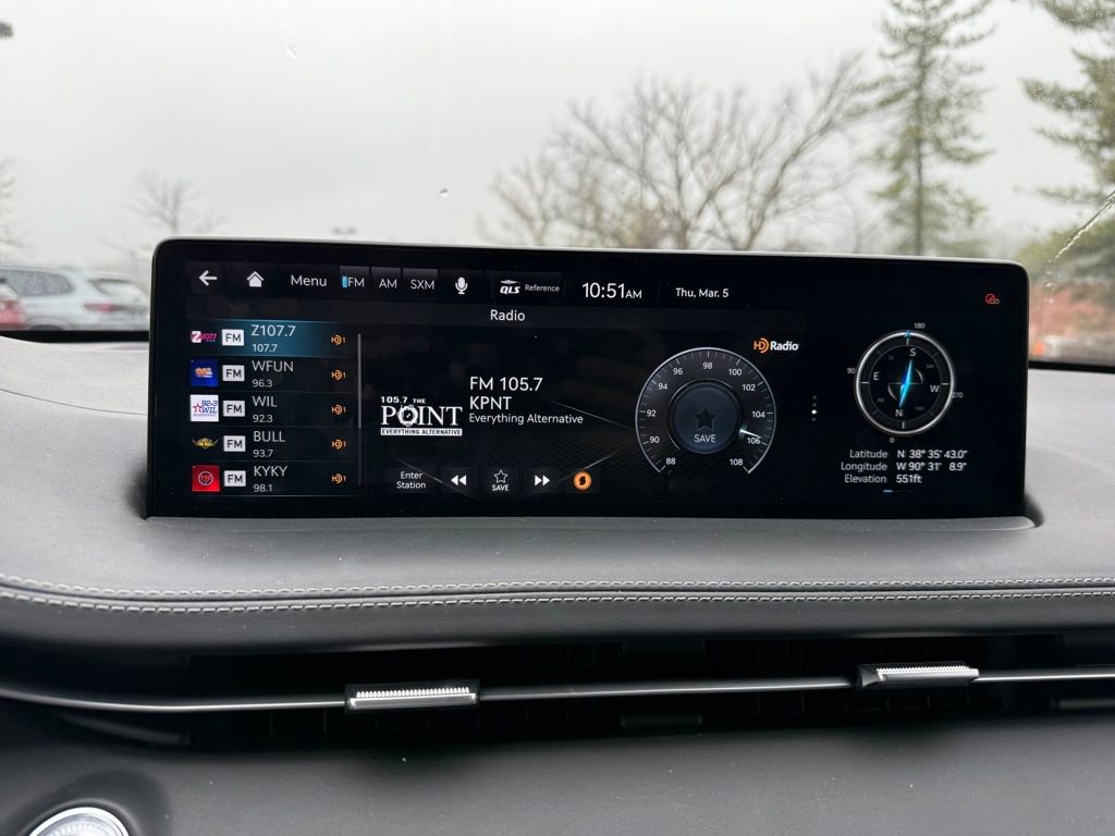 Used 2025 Genesis GV70 3.5T Sport w/ Sport Advanced Package image 17