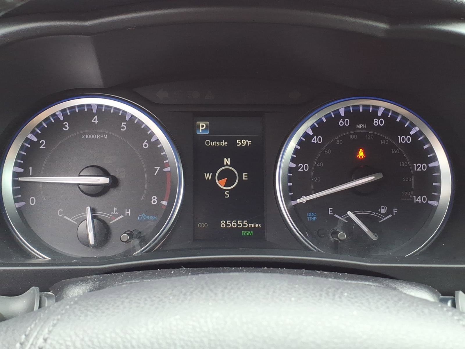 Used 2019 Toyota Highlander XLE AWD/4WD image 28