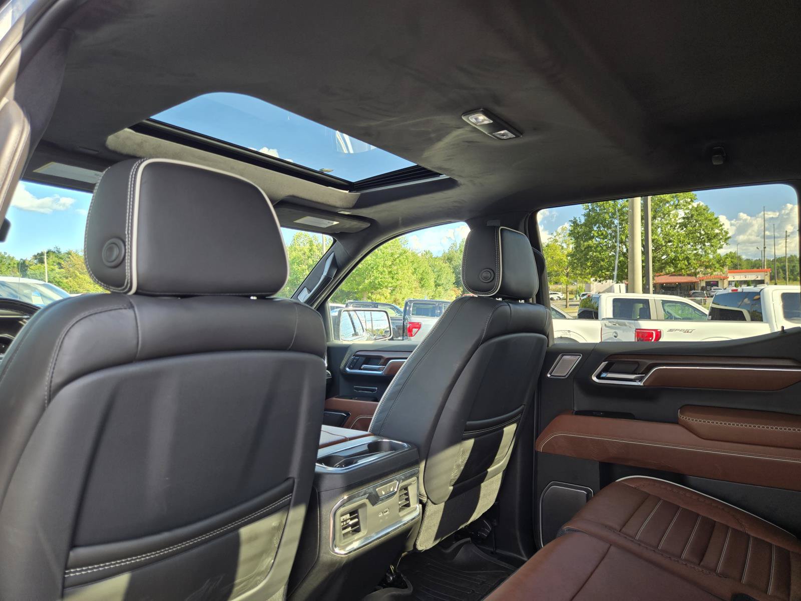 Used 2026 GMC Sierra 1500 Denali Ultimate AWD/4WD image 15