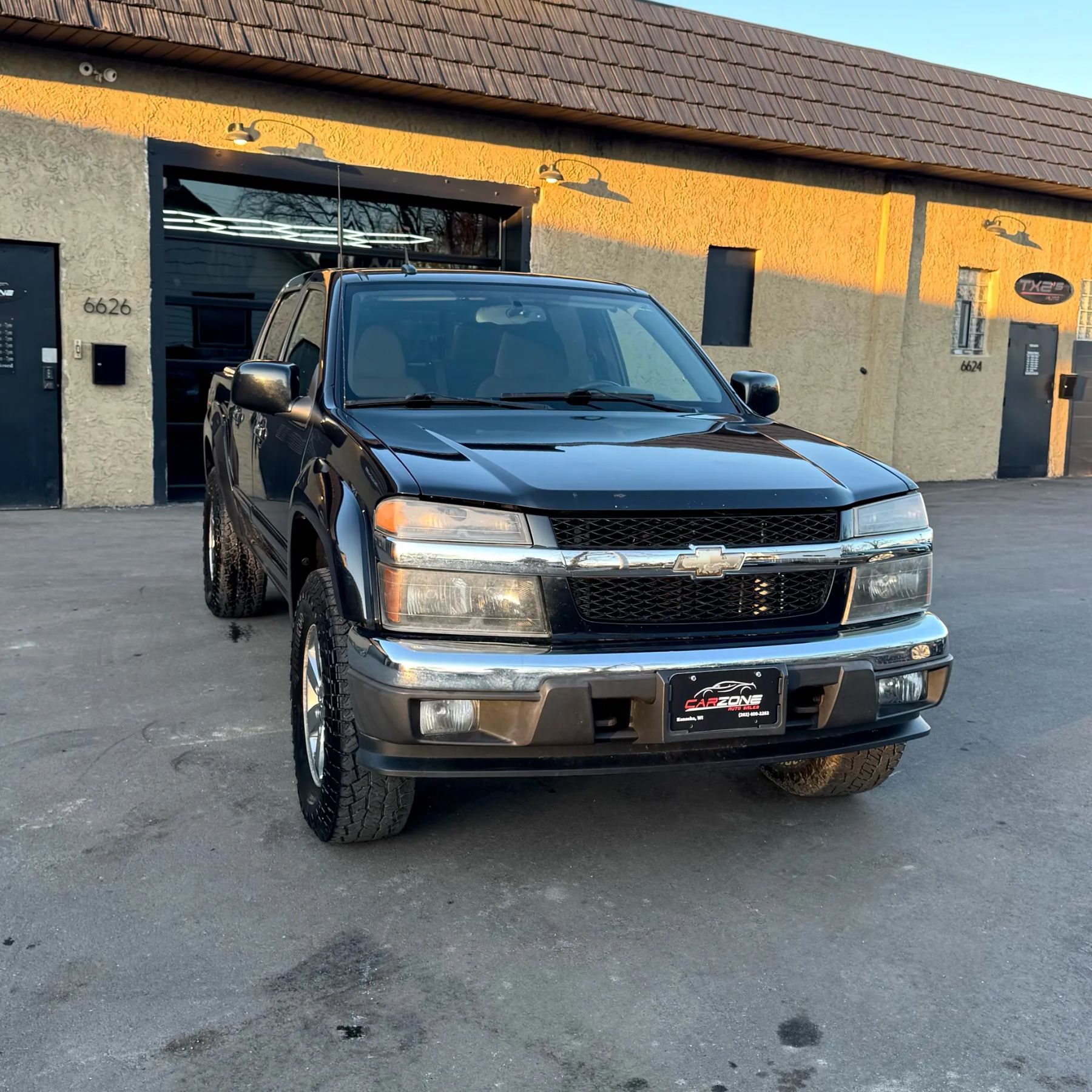Used 2009 Chevrolet Colorado LT w/ LT Preferred Equipment Group AWD/4WD image 3