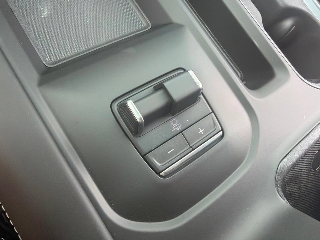 New 2026 GMC Sierra 2500 Denali Ultimate AWD/4WD image 29