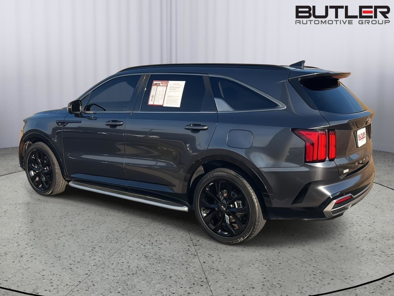 Used 2021 Kia Sorento SX image 4