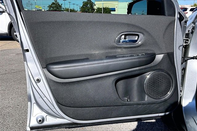 Used 2022 Honda HR-V EX image 17
