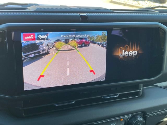 New 2025 Jeep Wrangler Unlimited Sahara AWD/4WD image 3