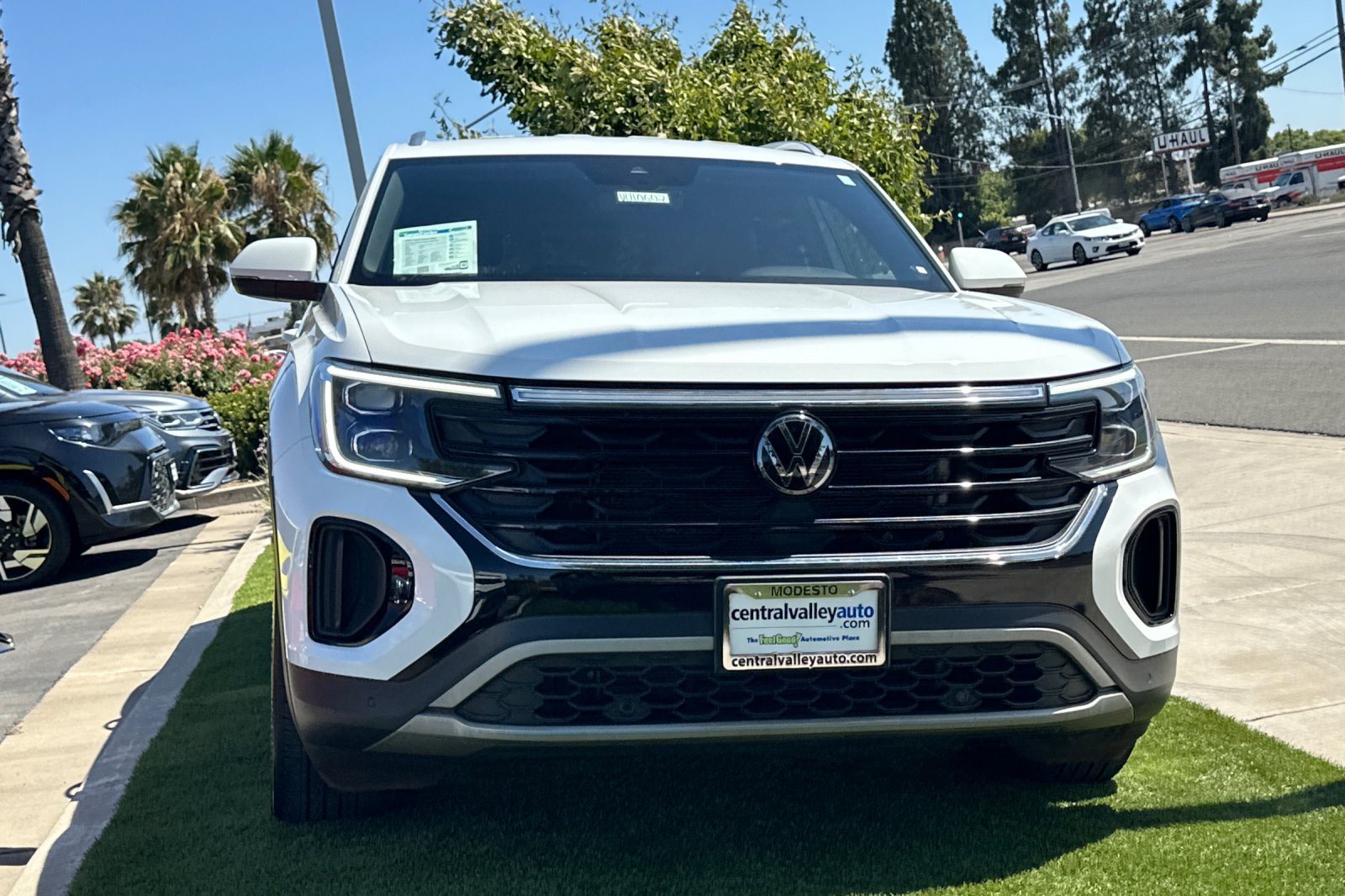 Certified 2024 Volkswagen Atlas Cross Sport SE AWD/4WD image 9