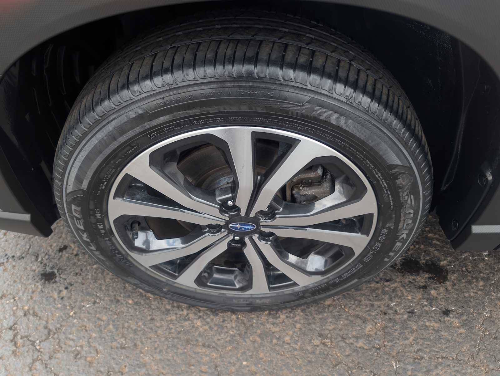 Certified 2023 Subaru Forester Limited AWD/4WD image 9