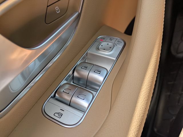 New 2026 Mercedes-Benz GLS 450 4MATIC image 31