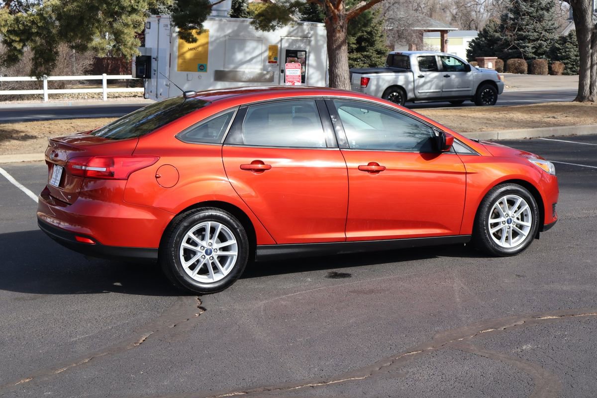 Used 2018 Ford Focus SE image 4