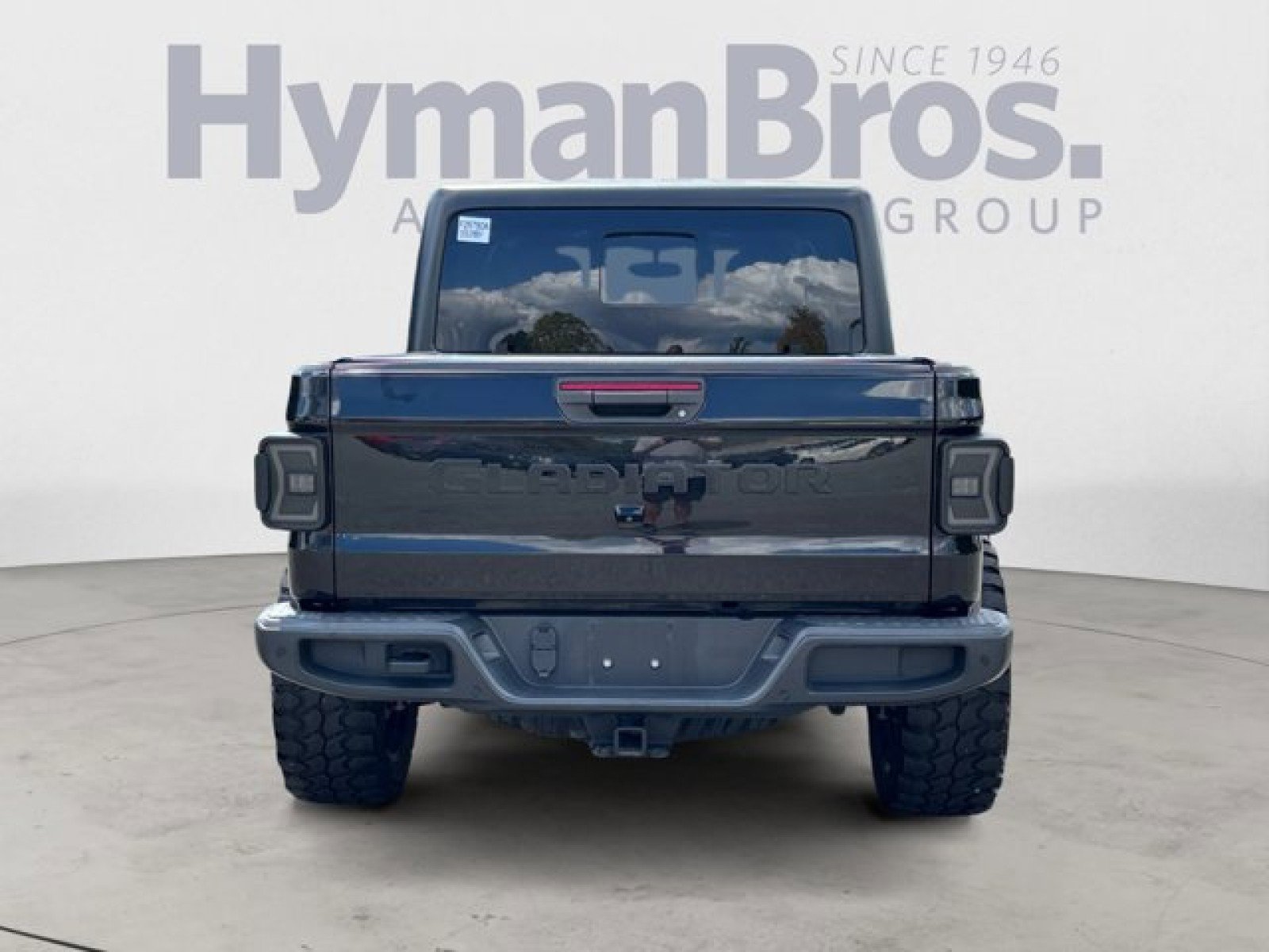 Used 2021 Jeep Gladiator Sport image 4