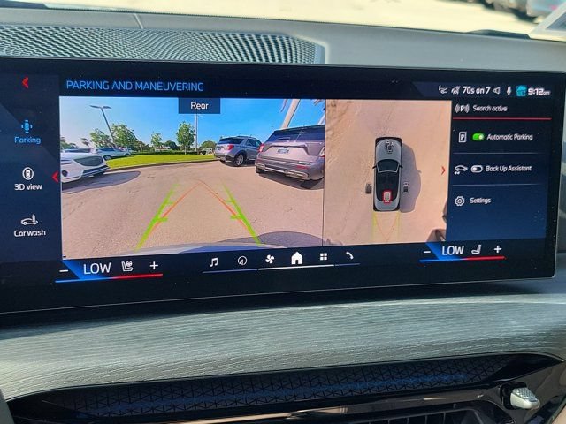 Used 2026 BMW M440i Convertible RWD image 25