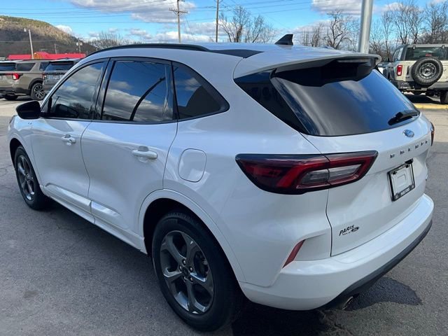 Used 2023 Ford Escape ST-Line Select image 11