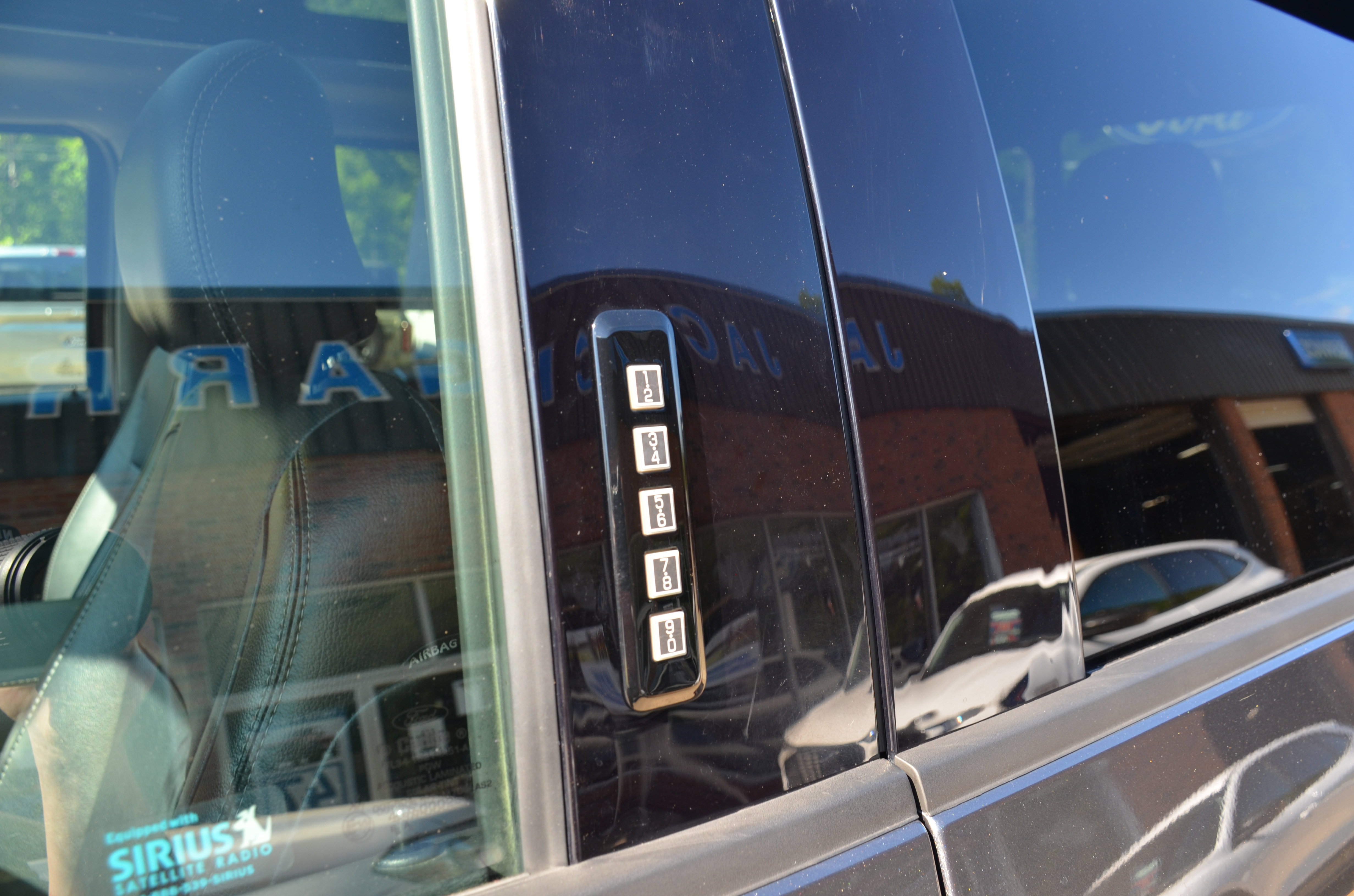 Used 2016 Ford F150 Lariat w/ Equipment Group 502A Luxury AWD/4WD image 26