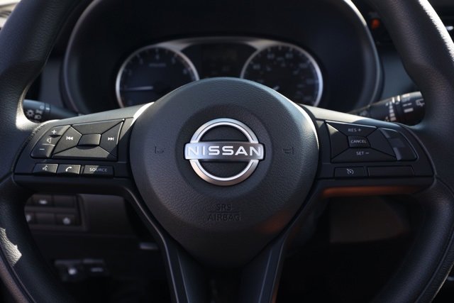 New 2025 Nissan Kicks Play S image 25