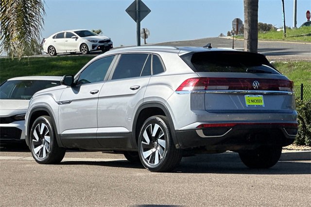 Used 2024 Volkswagen Atlas Cross Sport SE image 8