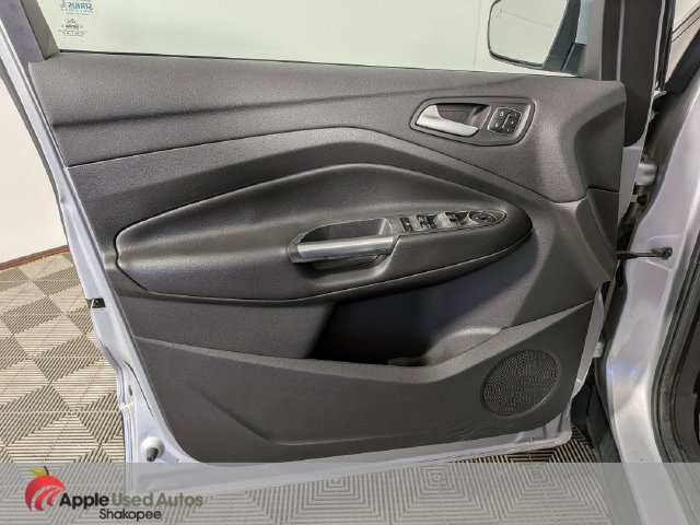 Used 2017 Ford Escape Titanium w/ Equipment Group 301A AWD/4WD image 12