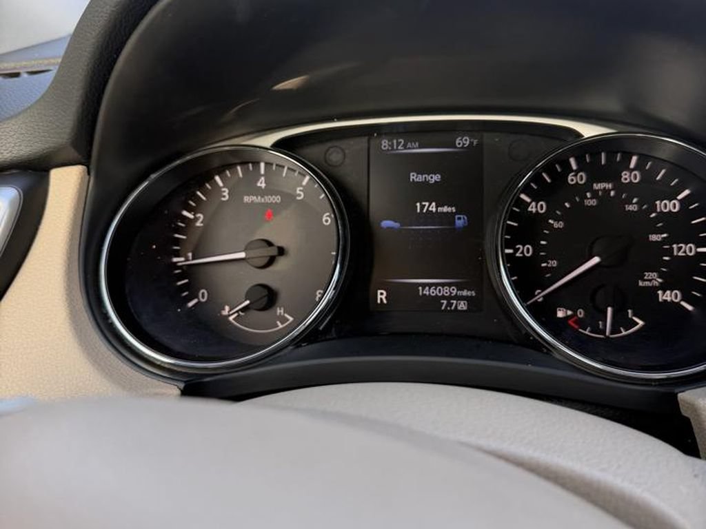 Used 2014 Nissan Rogue SL FWD image 19