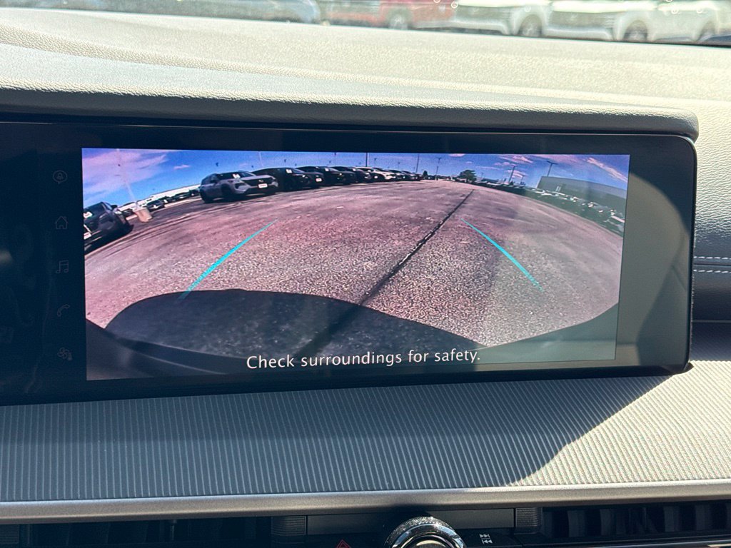 Certified 2025 Nissan Murano SV AWD/4WD image 10