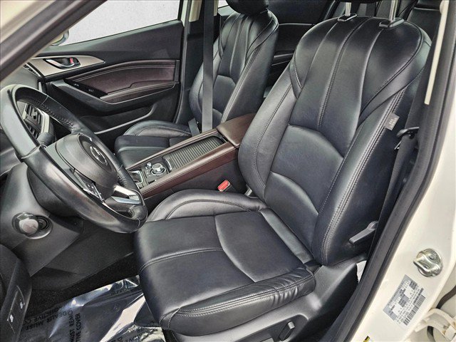 Used 2018 MAZDA MAZDA3 Touring FWD image 23
