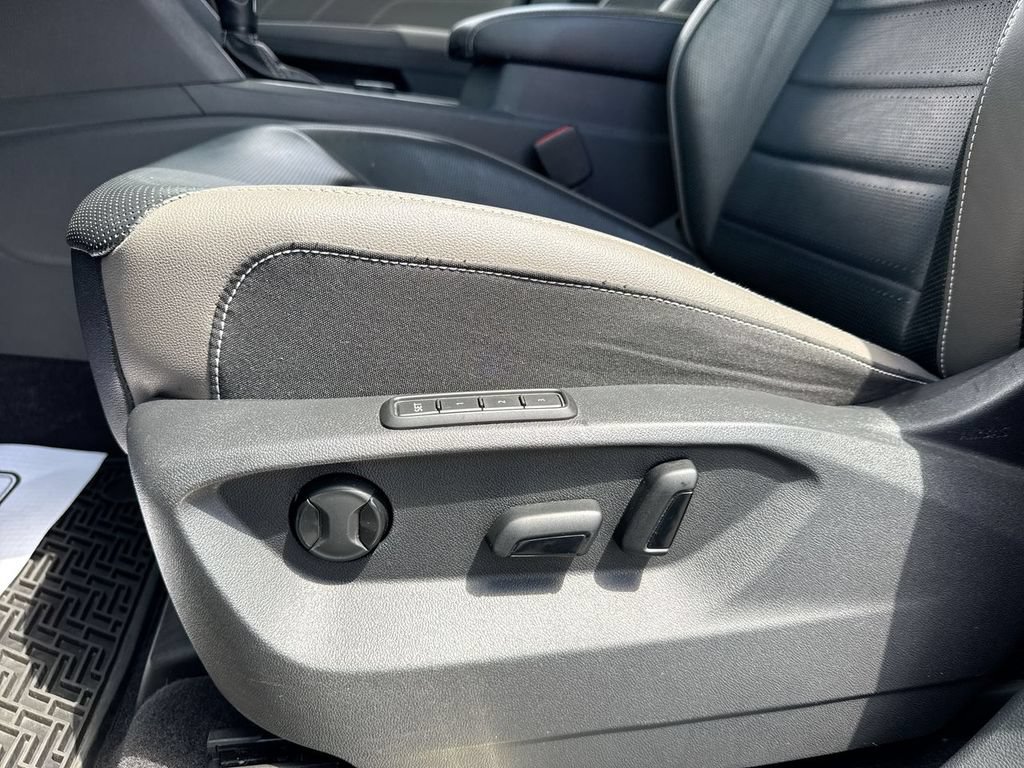 Used 2022 Volkswagen Atlas SEL Premium AWD/4WD image 12