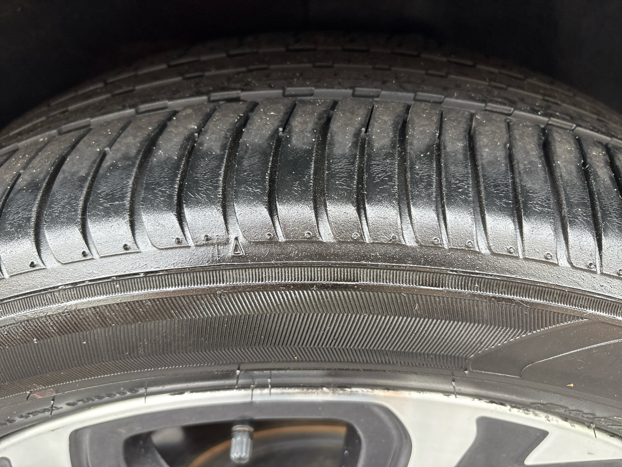 Used 2023 Subaru Ascent Limited image 6