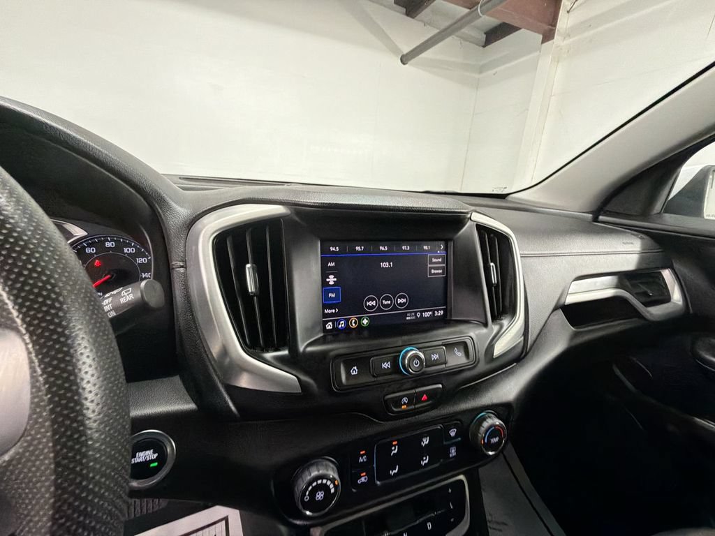 Certified 2024 GMC Terrain SLE FWD image 17