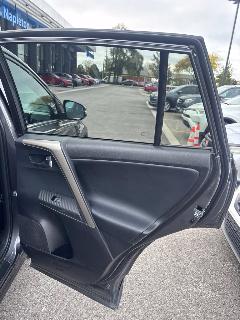 Used 2014 Toyota RAV4 Limited w/ Technology Package AWD/4WD image 14