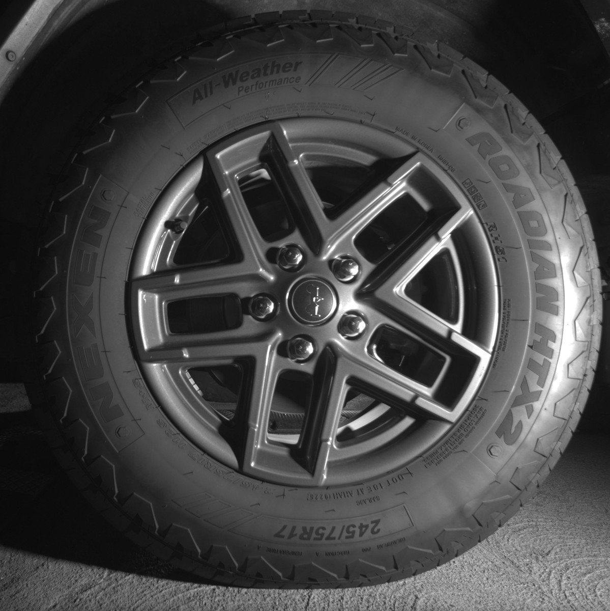 Used 2025 Jeep Wrangler Sport S image 14