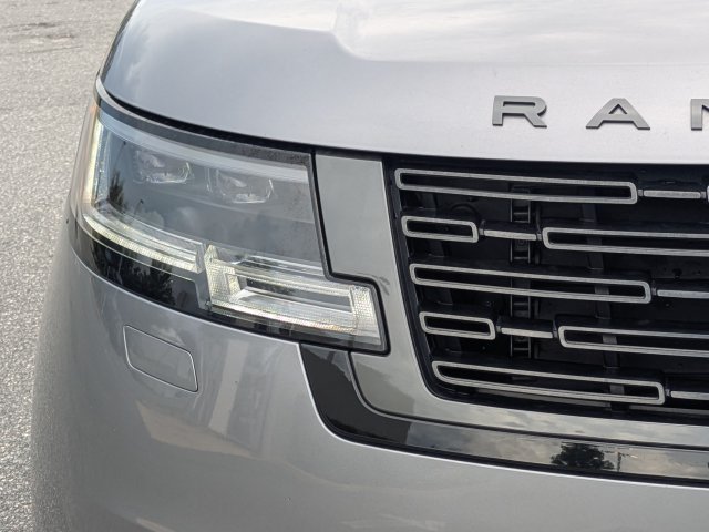 Used 2023 Land Rover Range Rover SE AWD/4WD image 10