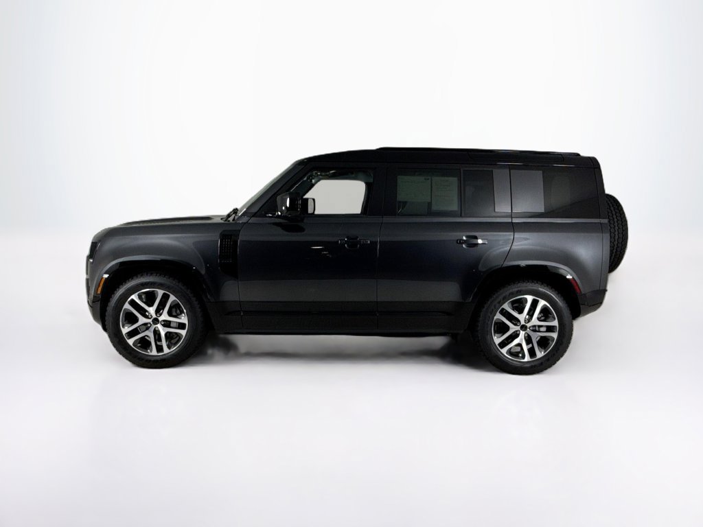 Used 2026 Land Rover Defender 110 X-Dynamic SE AWD/4WD image 2