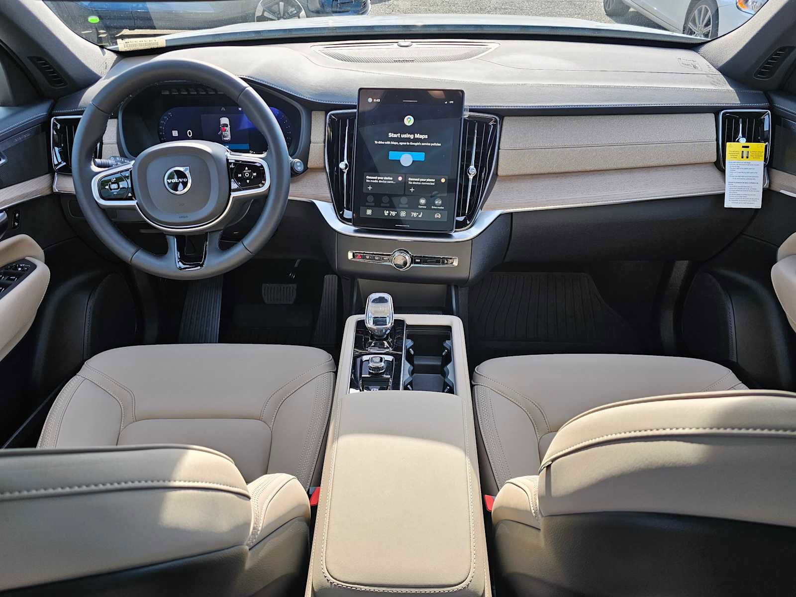 New 2026 Volvo XC90 B6 Plus w/ Protection Package Premier image 17
