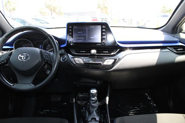 Used 2020 Toyota C-HR XLE FWD image 9