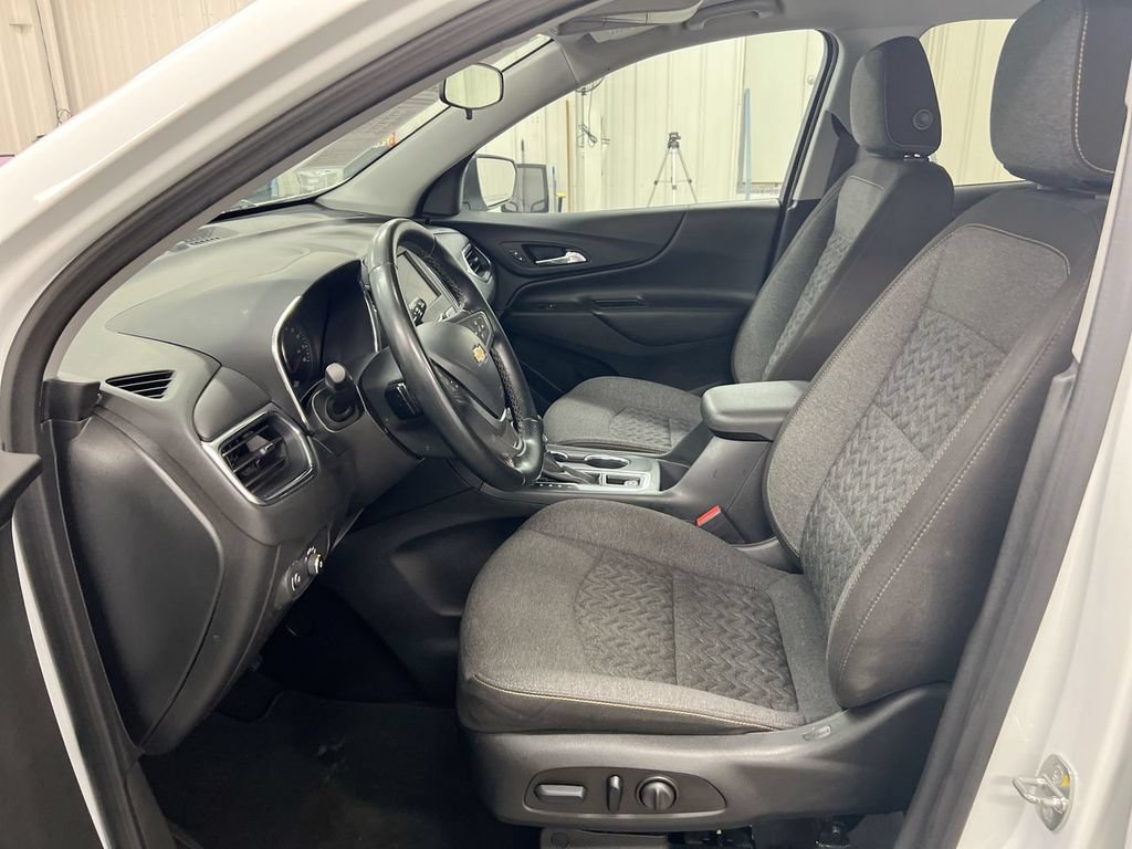 Used 2023 Chevrolet Equinox LT FWD image 19