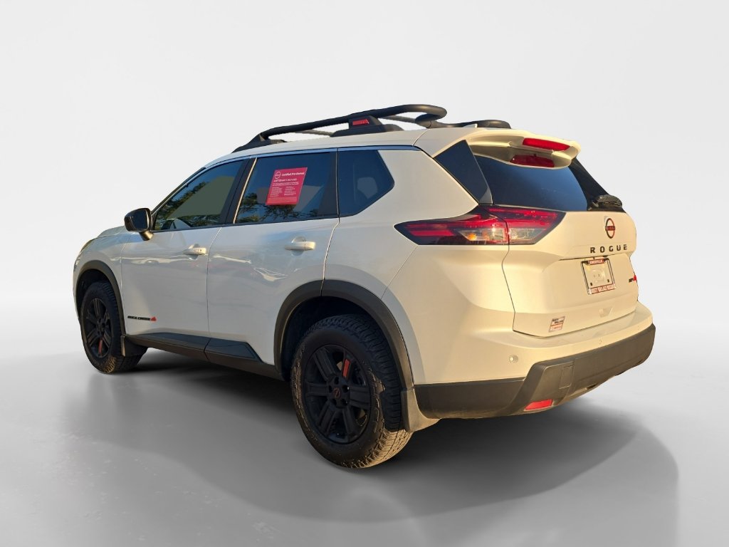 Certified 2025 Nissan Rogue SV image 3