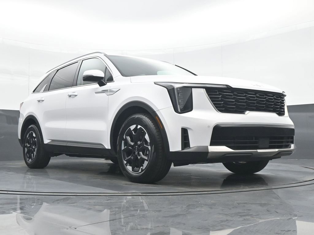 Used 2024 Kia Sorento S image 33