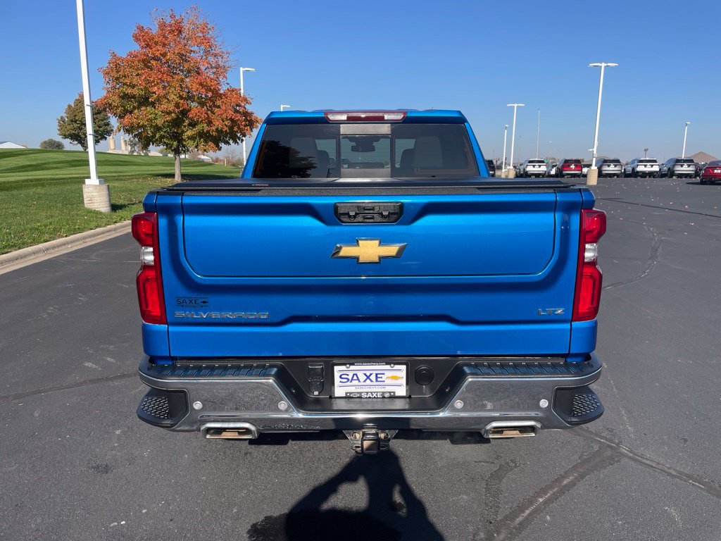 Used 2024 Chevrolet Silverado 1500 LTZ w/ LTZ Premium Package AWD/4WD image 4