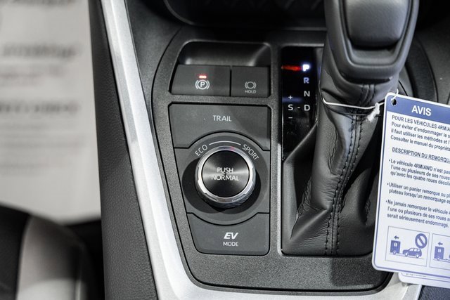 New 2025 Toyota RAV4 XLE image 22