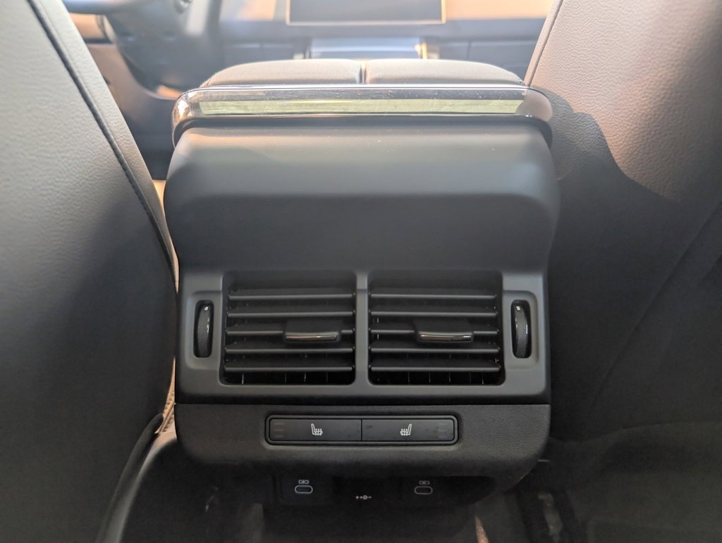 Used 2025 Land Rover Range Rover Evoque S image 26