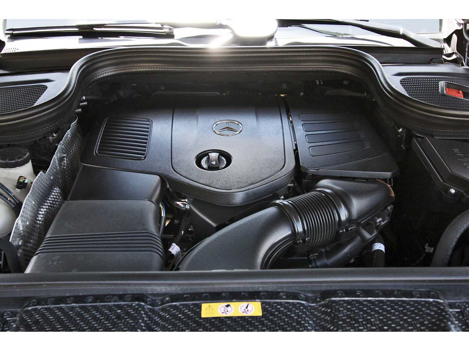 Used 2025 Mercedes-Benz GLE 350 4MATIC image 32