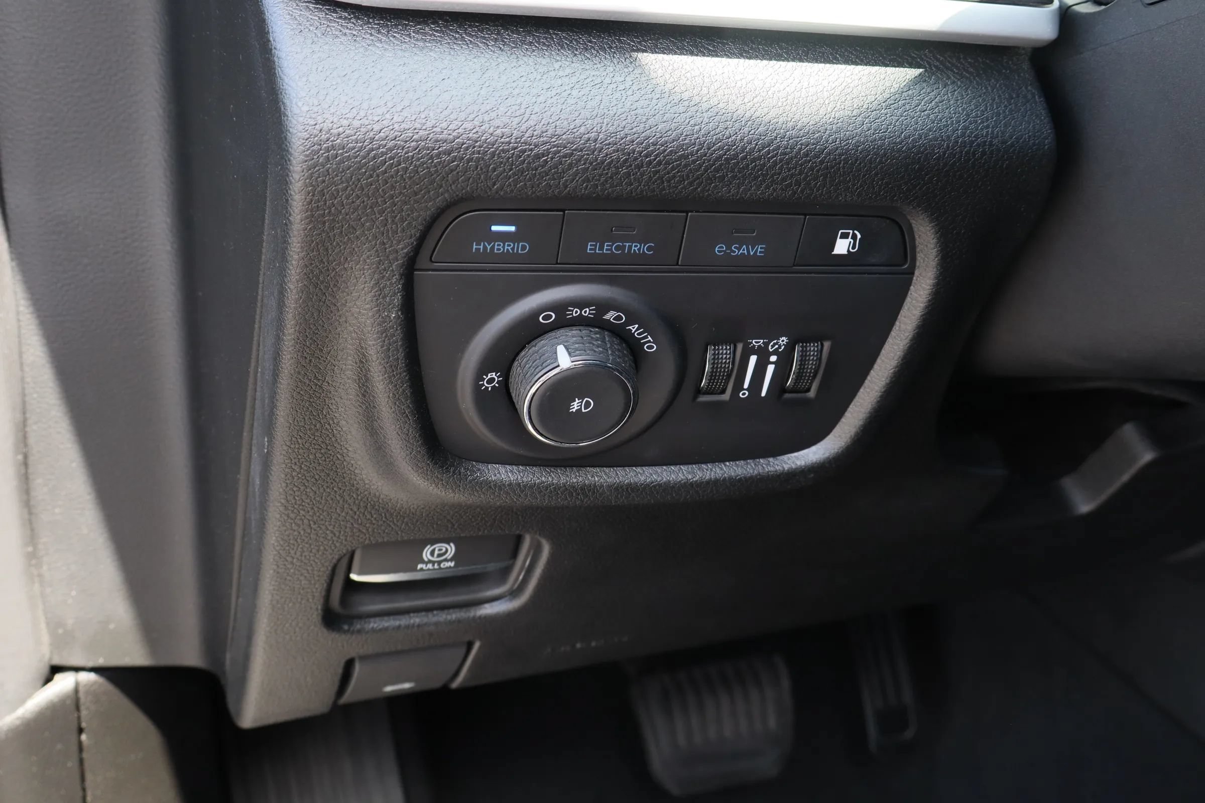 Used 2024 Jeep Grand Cherokee Limited 4xe AWD/4WD image 10