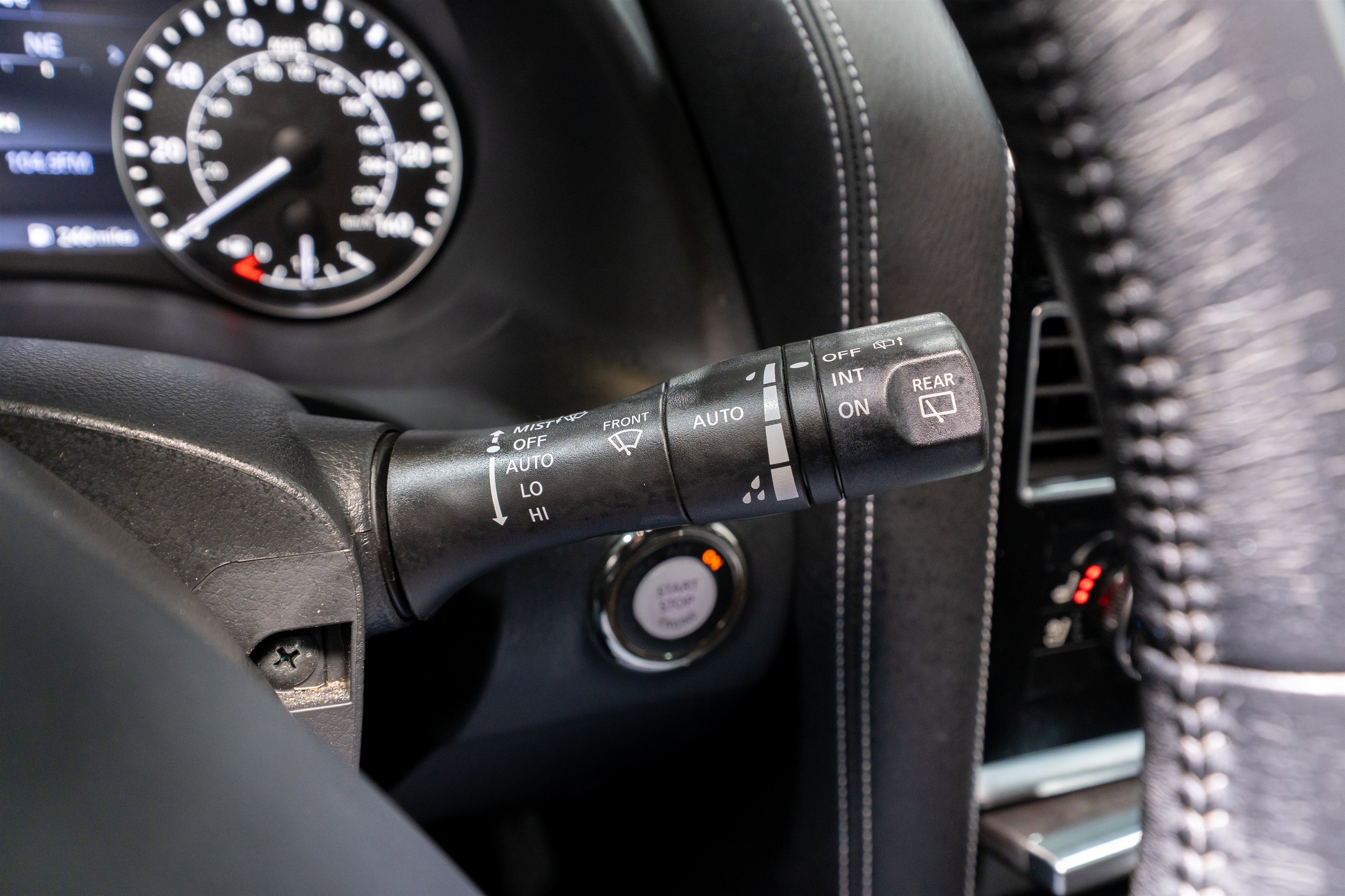 Used 2021 Nissan Armada Platinum image 31